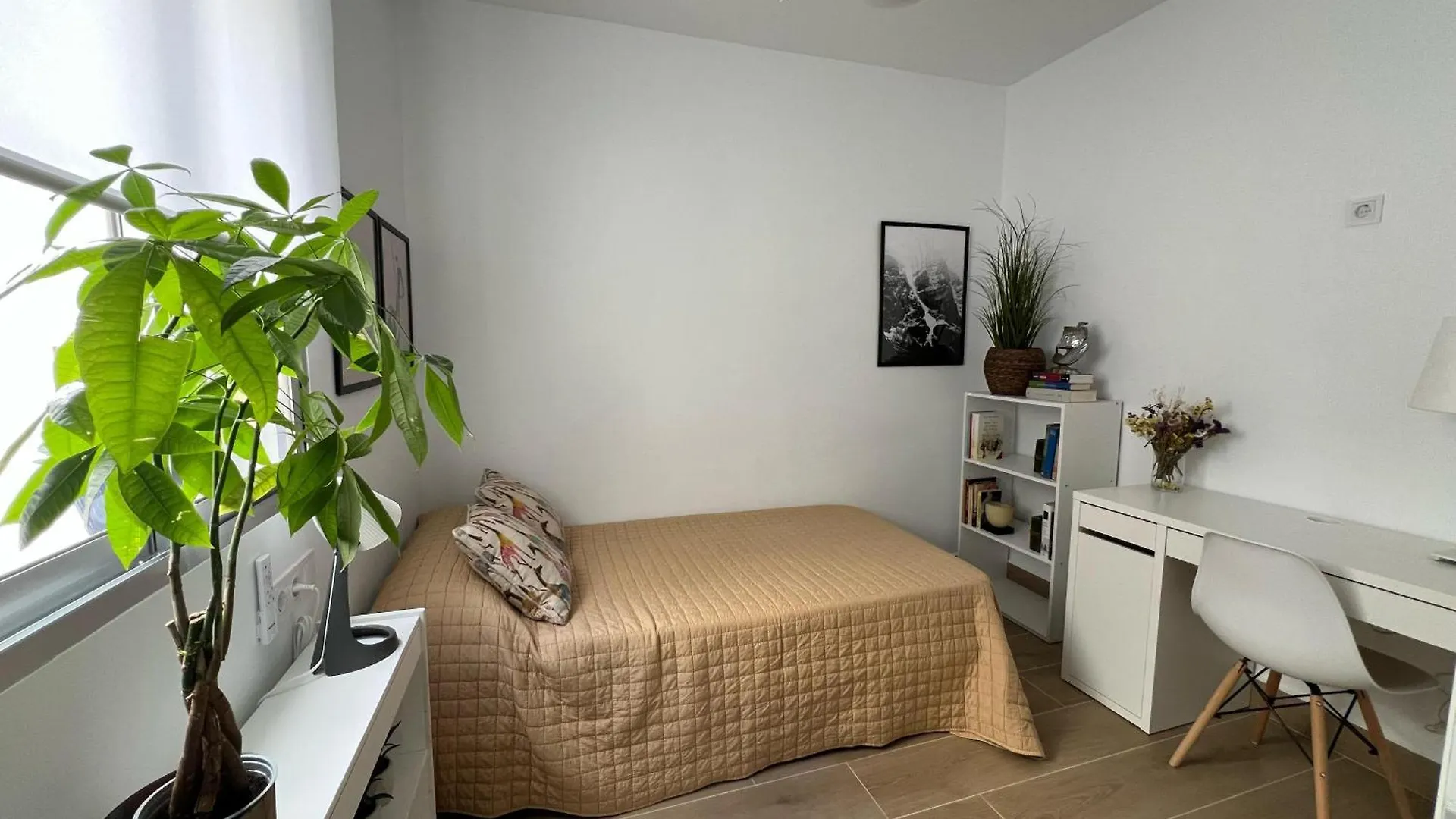 Valdenebro Garden City قرطبة شقة