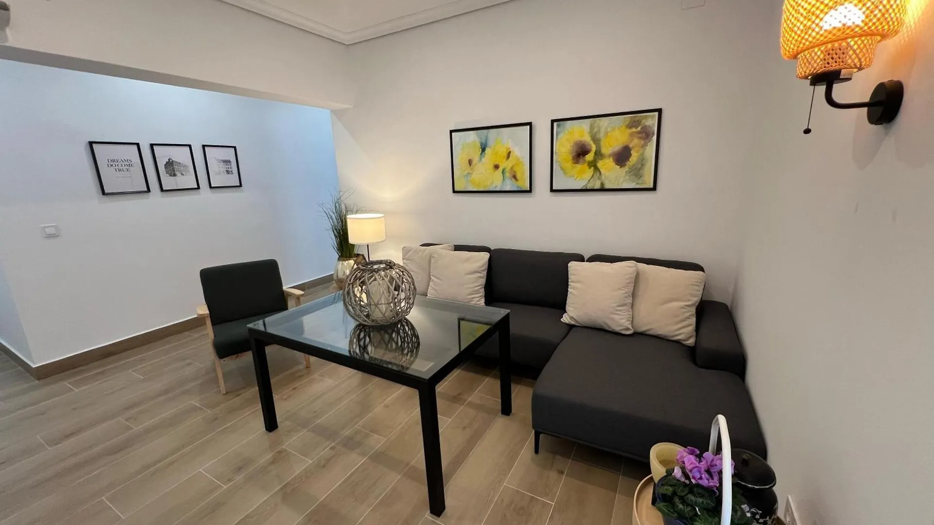 Valdenebro Garden City قرطبة 0*,